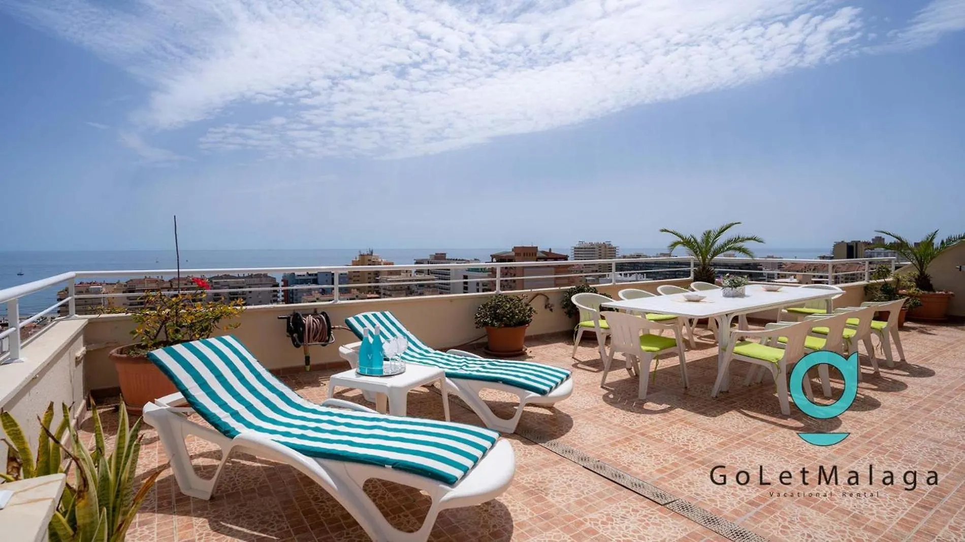 דירות פואנגירולה Sky Terrace Penthouse